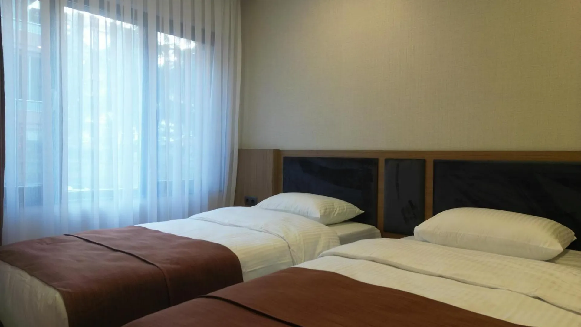 Questa Deluxe Hotel Trebizonda